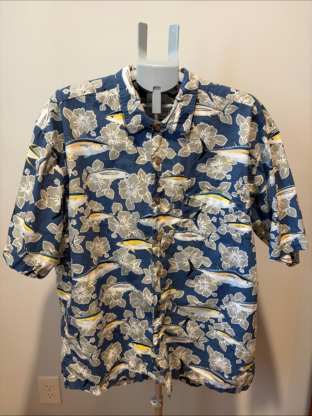 Guy Harvey Navy Short-Sleeve Floral & Fish Print Button-Down Shirt